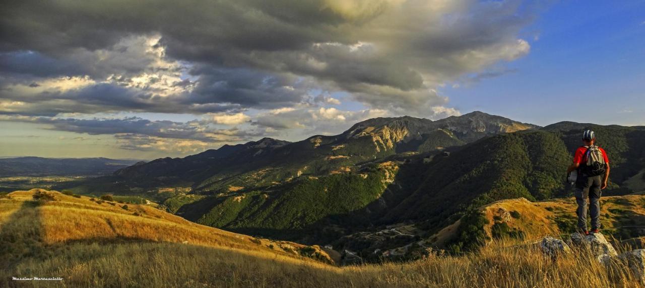 B&B Il Buon Cammino Roccamandolfi Luaran gambar