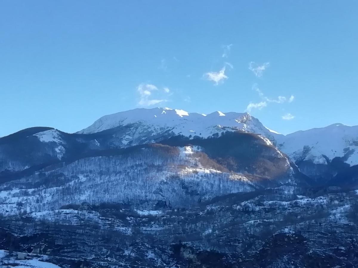 B&B Il Buon Cammino Roccamandolfi Luaran gambar