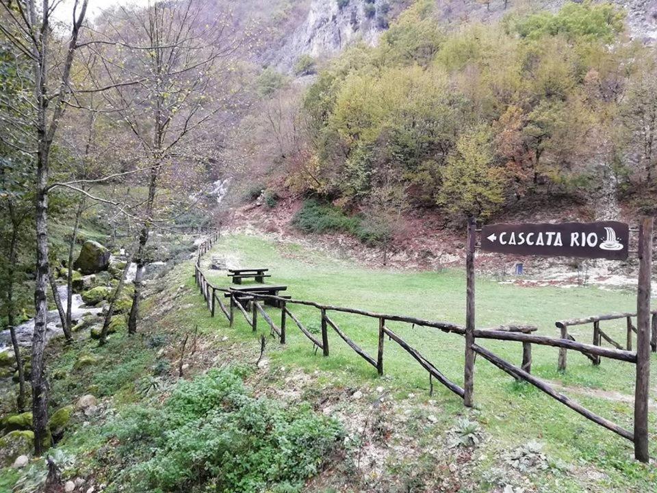 B&B Il Buon Cammino Roccamandolfi Luaran gambar